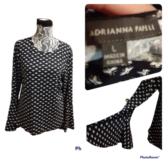 Adrianna Papell Tops - Adrianna Papell Top with Bell Sleeves🌻Excellent Condition